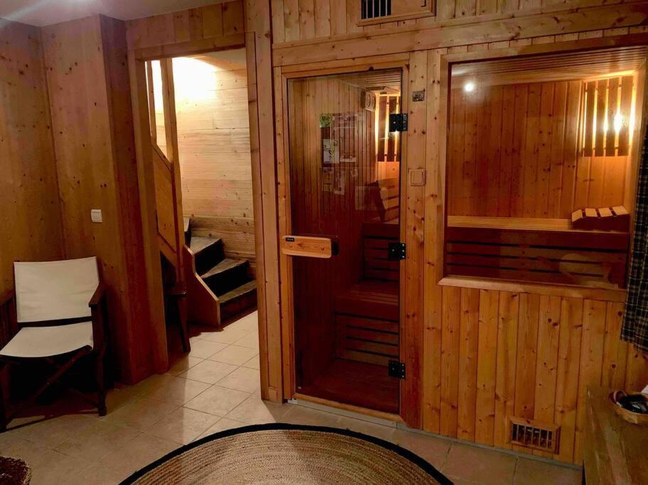 Superbe Chalet Ле Контамин-Монжоа Екстериор снимка